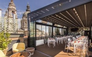 Skybar_Aria_Hotel